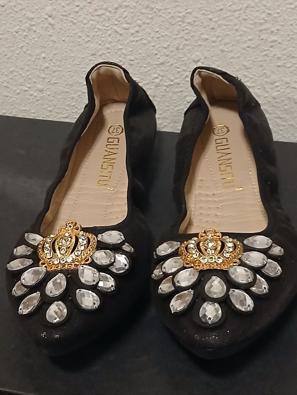 ​GUANSITU Black Embellished Ballet Flats Rhinestone Crown Accent Sz 37 / US 6.5